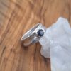 Massiver Ring mit Iolith - Image 3