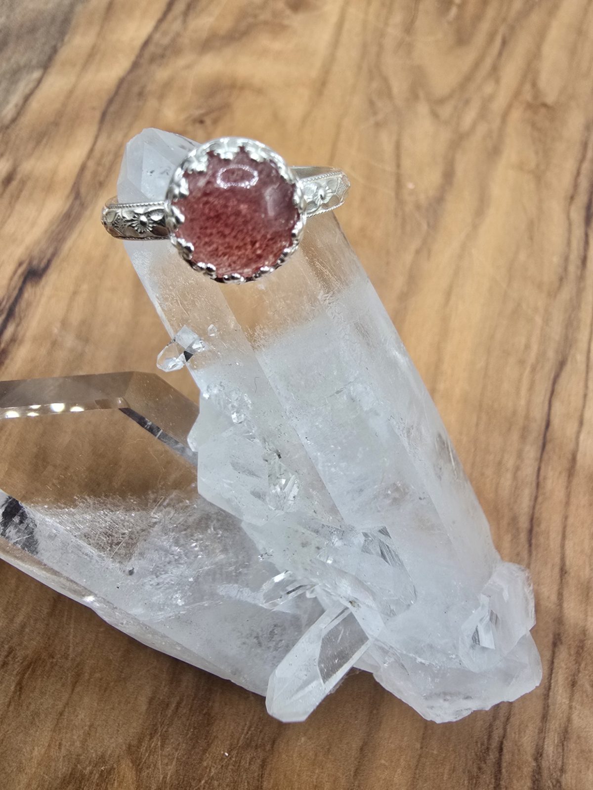 Hübscher Ring mit Erdbeerquarz - Image 3