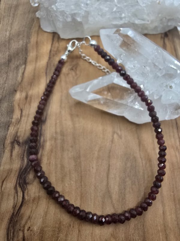 Fusskette mit Granat